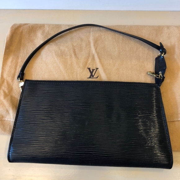 Louis Vuitton Pochette Black Leather Epi Clutch - Picture 1 of 6